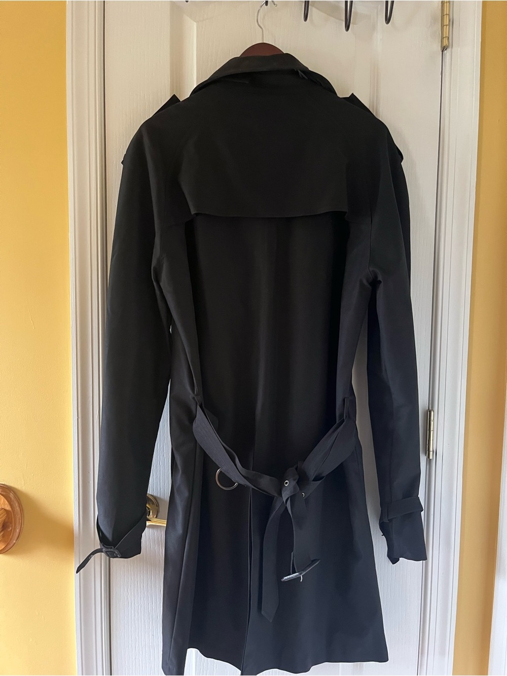 Burberry Black Double-Breasted Trench Coat with Belt - Picture 3 of 7